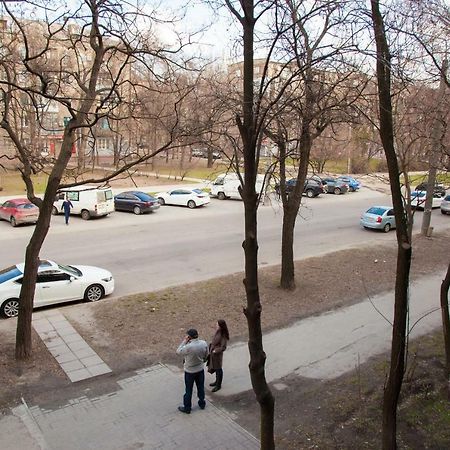 Semi-luxury Apt on 82 Nezalezhnoi Ukrаiny Street near Intourist Hotel Запоріжжя Екстер'єр фото